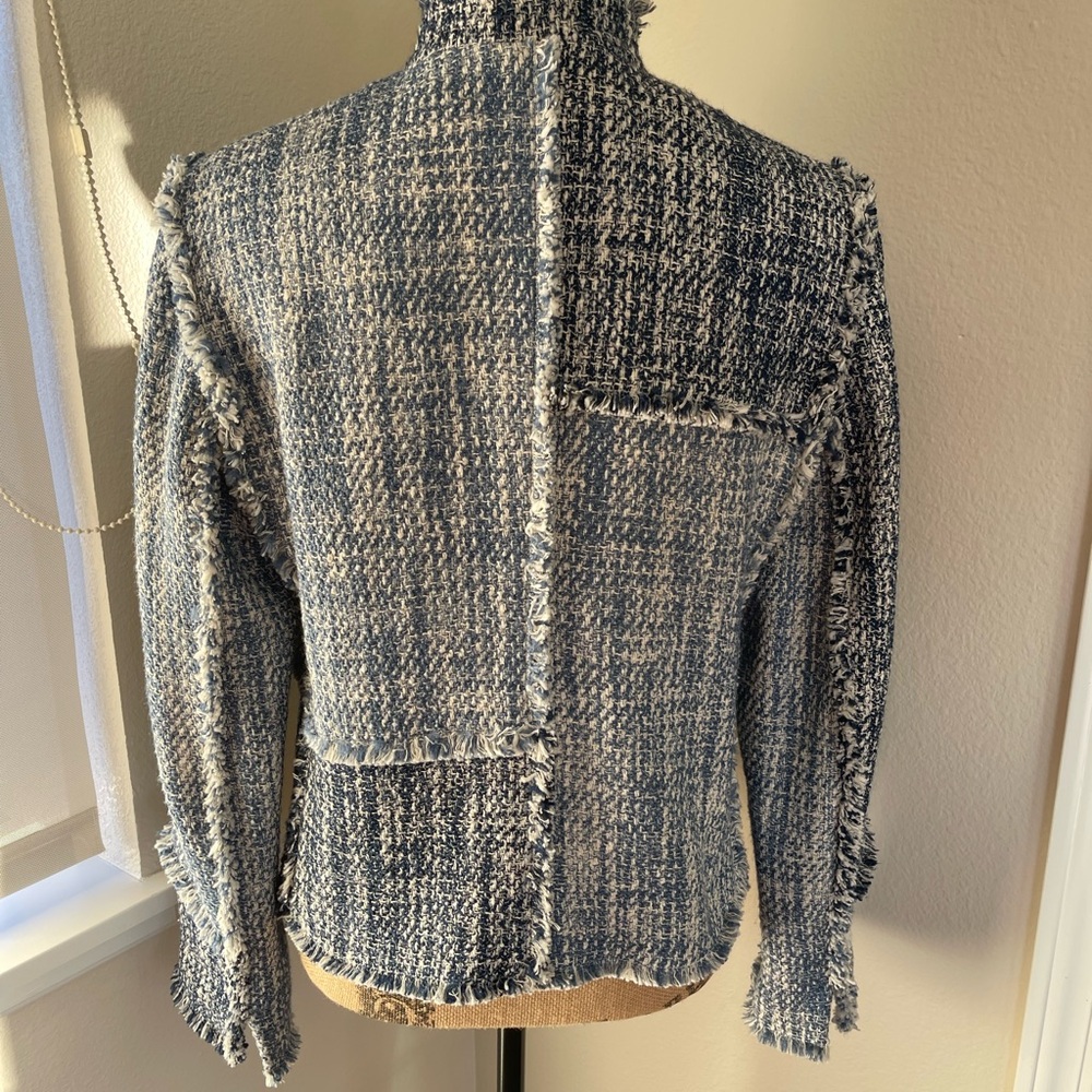 Akris Punto Long Sleeve Tweed Jacket. 10 - Picture 2 of 10